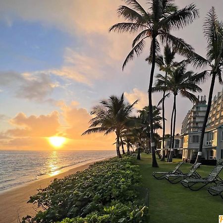 Beachfront Condo With Amazing Views Hau'ula Exteriör bild